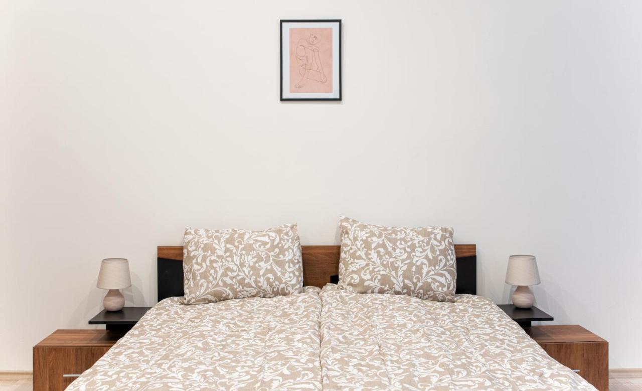 Bilyana'S 1 Bedroom Central Apartment Sofia Ngoại thất bức ảnh